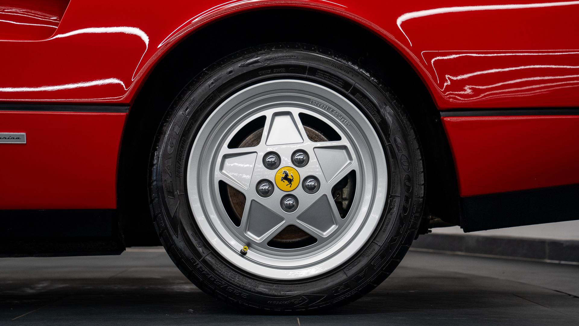 Ferrari 328 Photo 600a6ef5-2237-4189-8e39-8923bf36e5f3.jpg