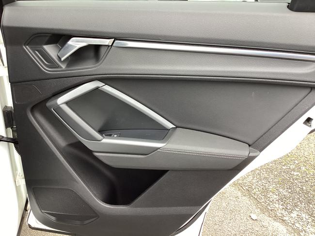 Audi Q3 Photo 600b55b0-b9e8-44db-aa91-0049922f83c9.JPG