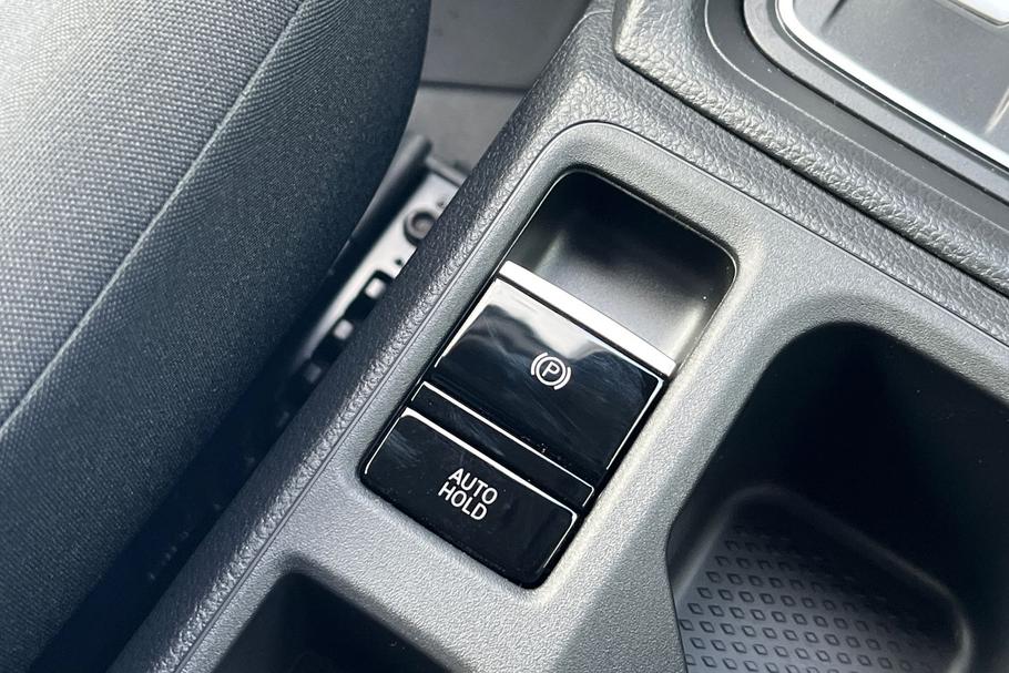 Used Ford TRANSIT CONNECT 18/N125937 17