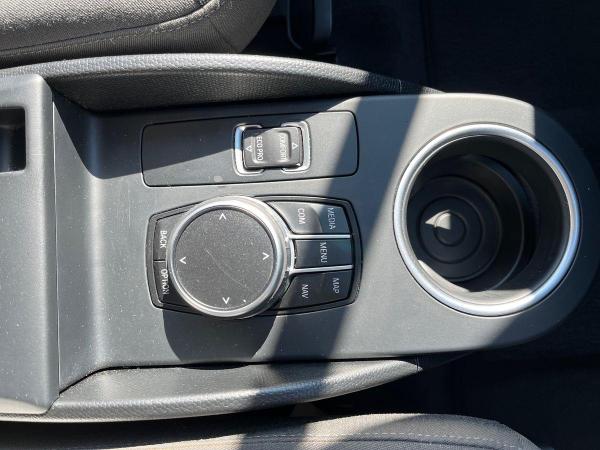 BMW i3 Photo 601ff71c-3c0f-4b92-aa6c-959104083040.jpg