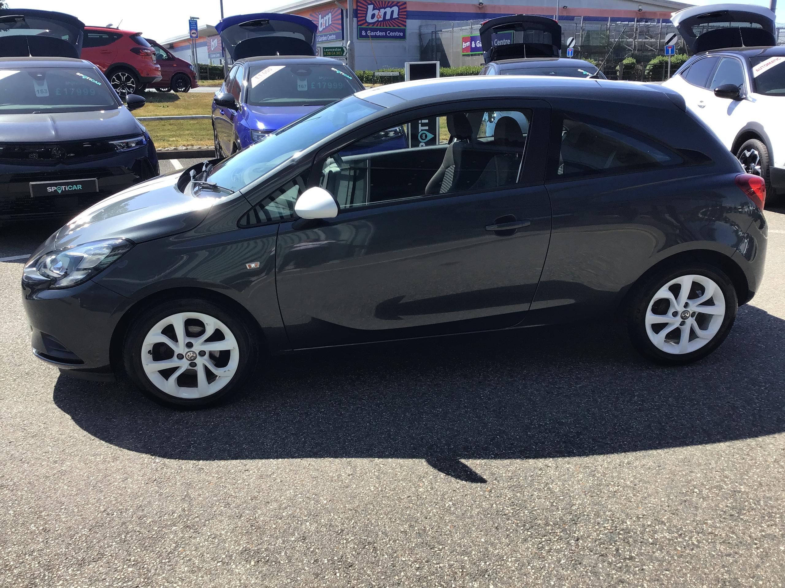 Vauxhall Corsa Photo 1