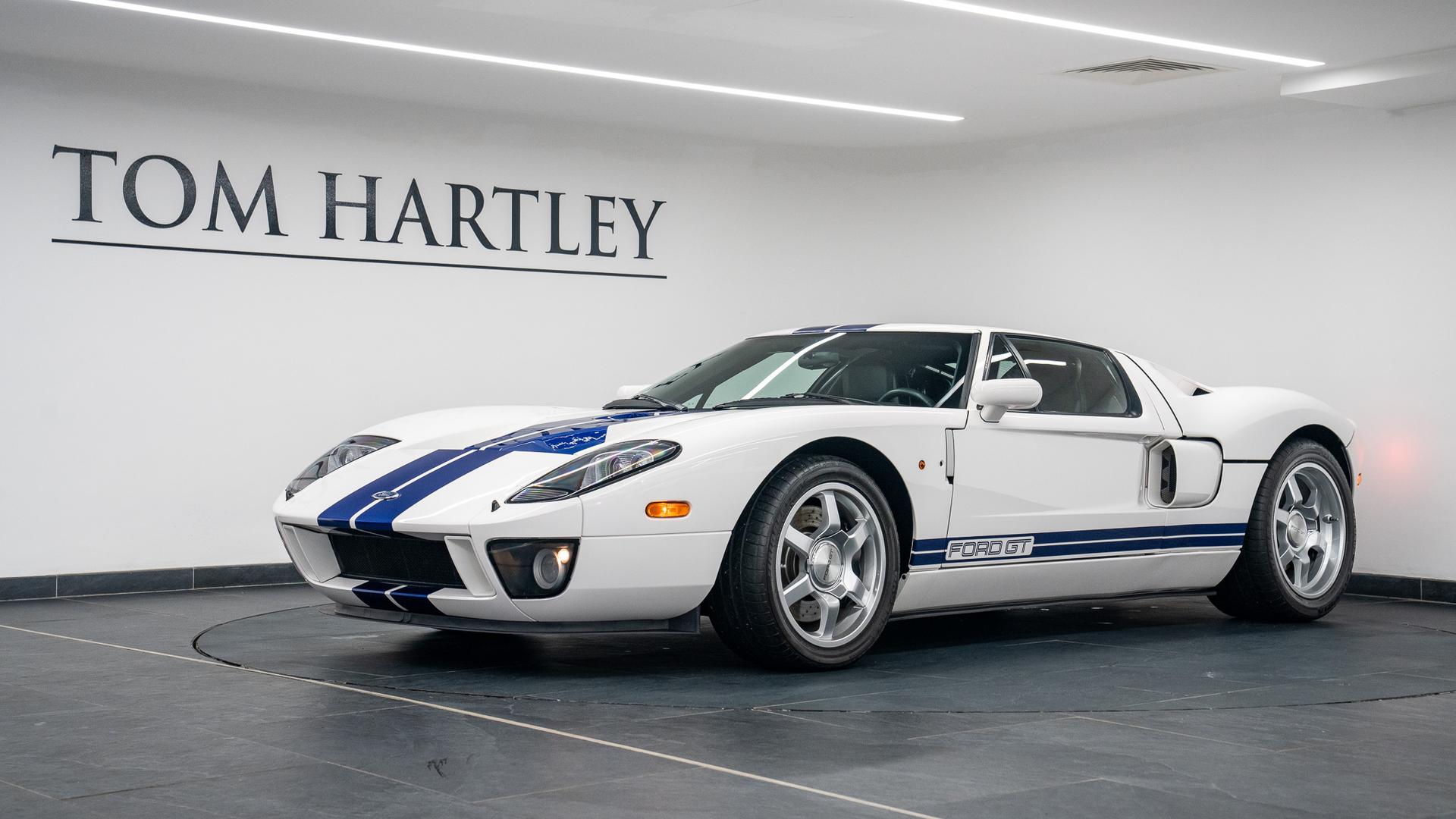 Ford GT Photo 606935cc-3e6c-4125-8f60-5c8825eeeb7d.jpg
