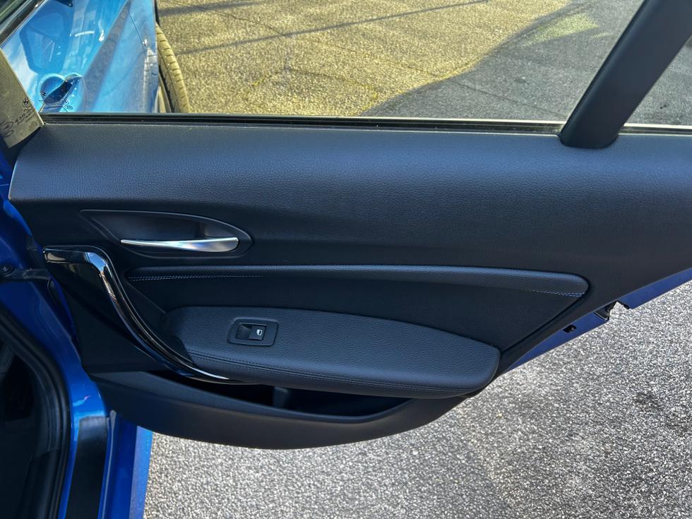 BMW 1 Series Photo 606a0cbb-ccb3-41c8-ac98-5c5b037ebd68.jpg
