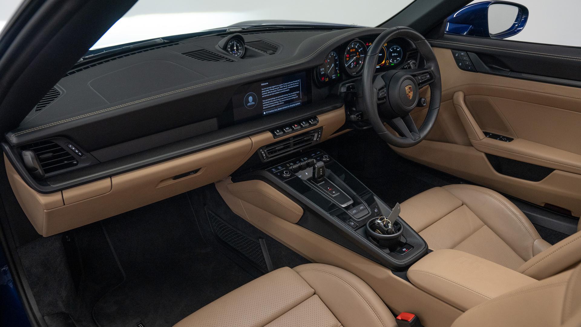 Porsche 911 Photo 6078524d-ed91-4c98-a34e-bedd670aa6f1.jpg