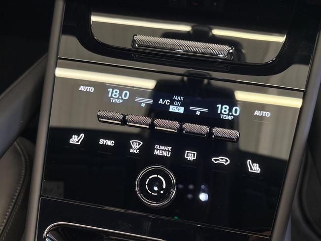 PORSCHE Cayenne Photo 46