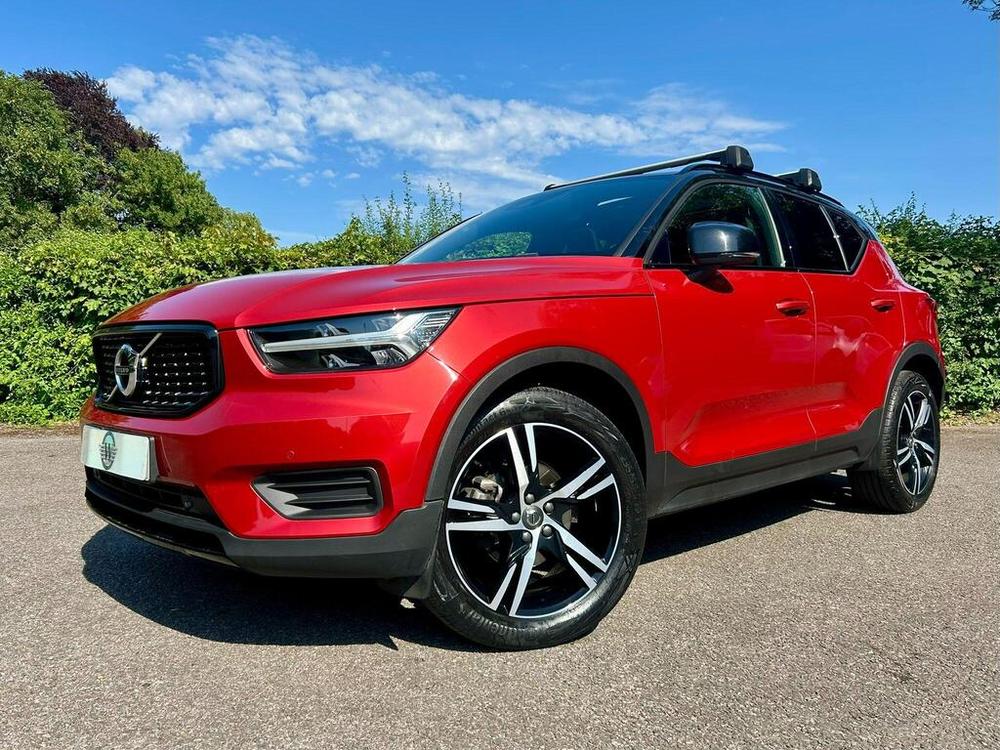 Used Volvo XC40 HN22CJV 1