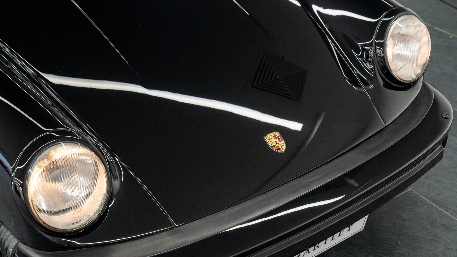 Porsche 911 Photo 60c0a8fb-0ccc-4ed6-a591-2221ce34be81.jpg