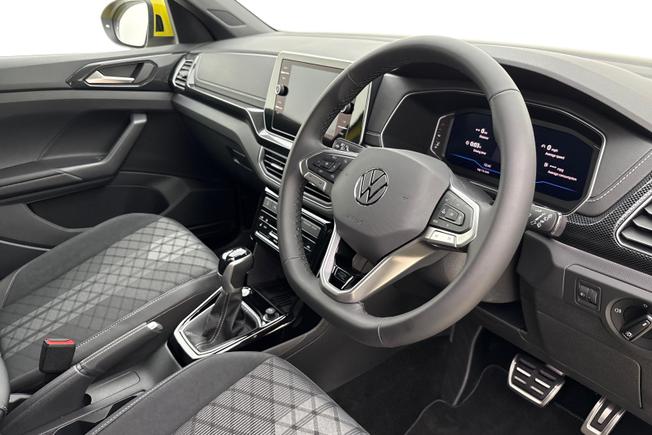 VOLKSWAGEN  T-Cross  Photo 6