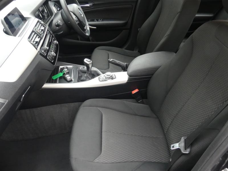 BMW 1 Series Photo 60da8da5-53b4-4cef-b1be-6f68b0a2580a.jpg