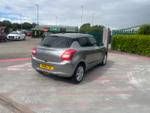Suzuki Swift Photo 8