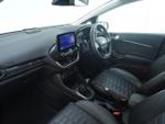 Ford Fiesta Photo 9