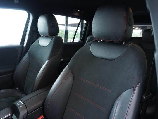 Mercedes-Benz EQB Photo 60fdee76-3afe-4cf3-8a0f-220b14f8b5b2.jpg