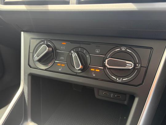 Volkswagen Polo Photo 610cffb1-9043-43b7-8575-bf6fdae70048.jpg