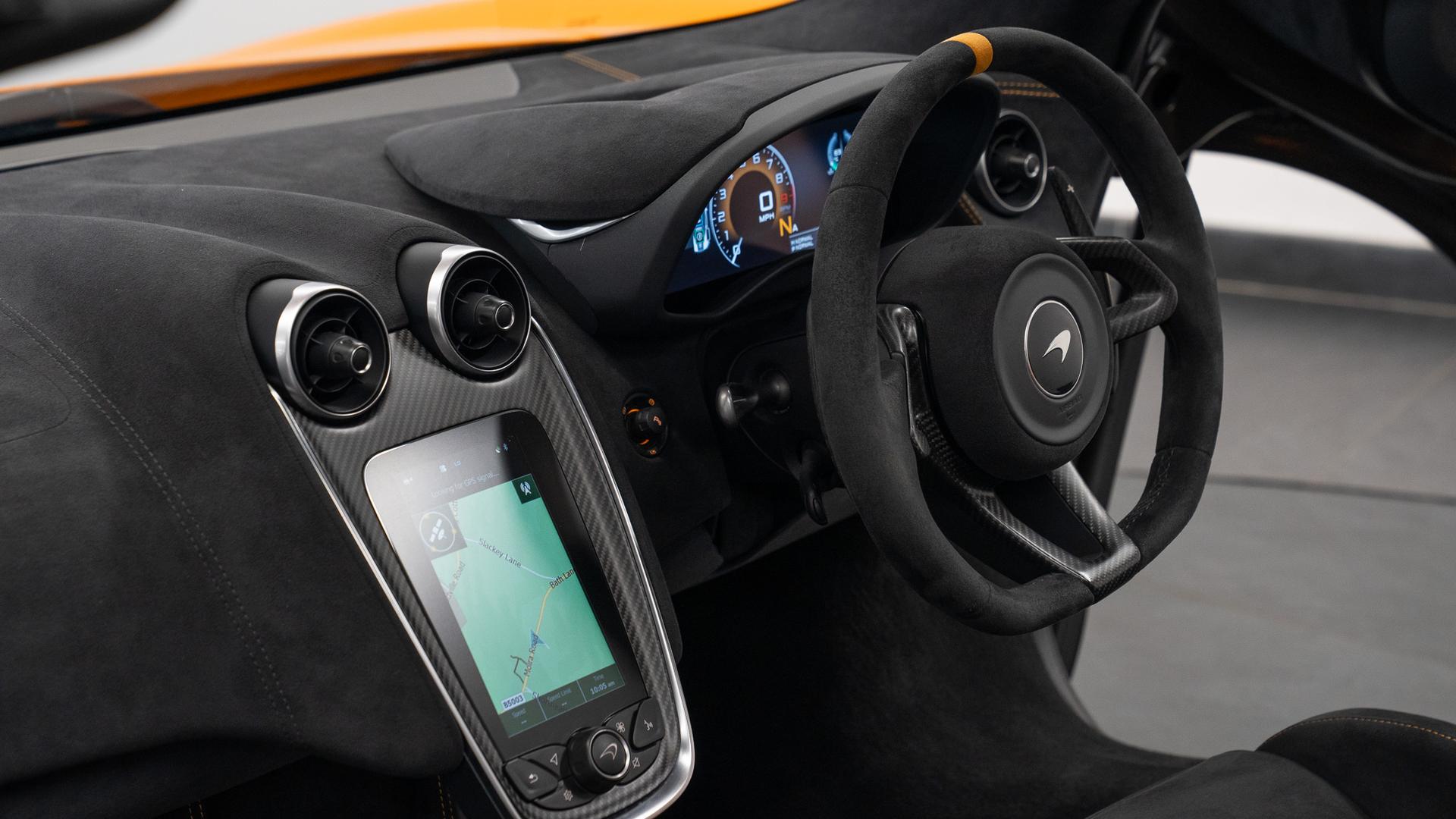 McLaren 600LT Photo 61105e71-56ae-4268-b488-b4167ed87978.jpg