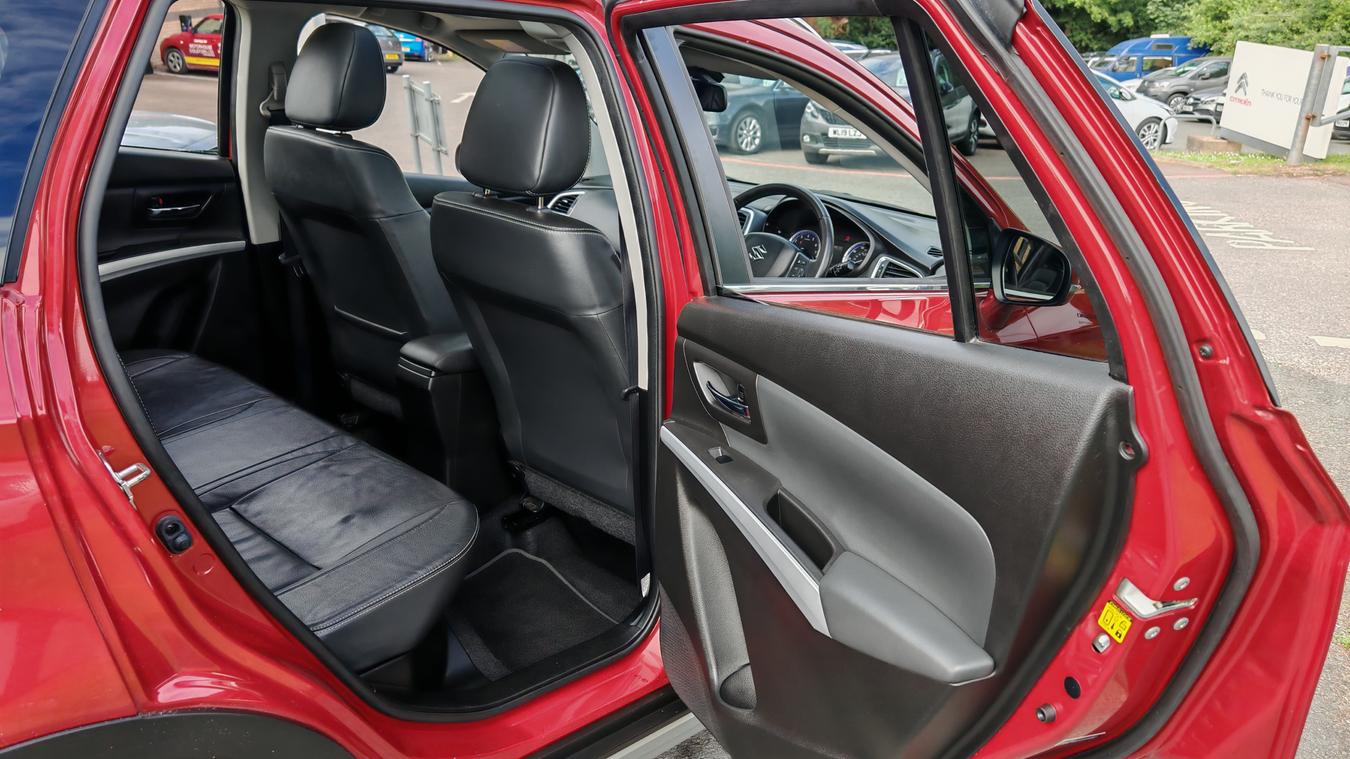 Used Suzuki SX4 S-Cross KL19KWX 15