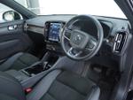 Volvo XC40 Photo 2