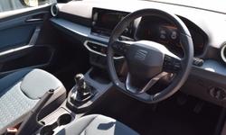 SEAT IBIZA Photo 2