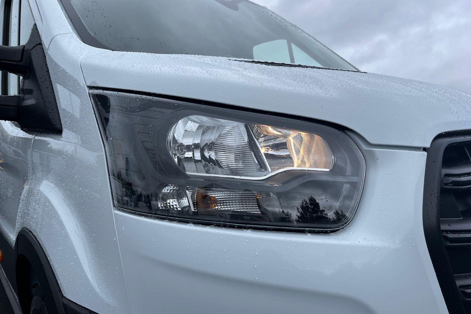 Ford TRANSIT Photo 23