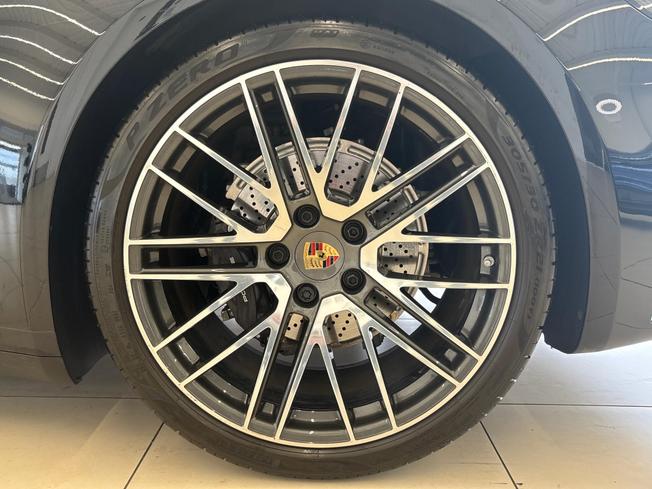 PORSCHE 911 Photo 32