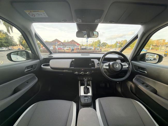Honda Jazz Photo 614ebb32-f003-4b48-98c4-47f948cd9af9.jpg