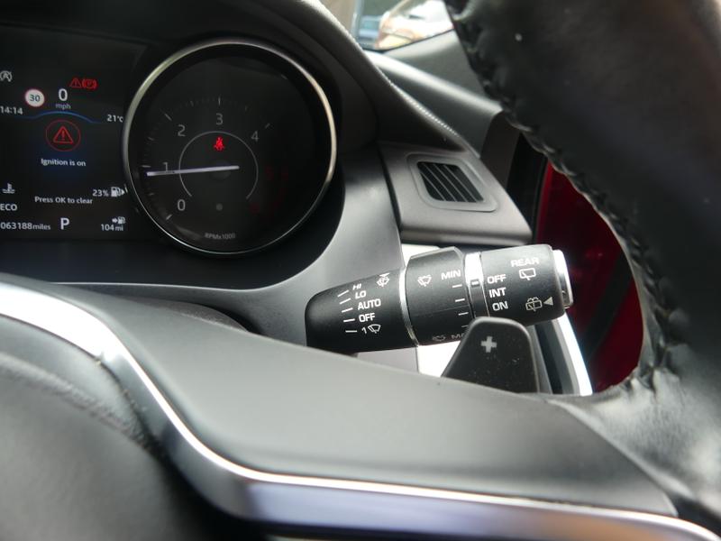 Jaguar E-PACE Photo 614f3cf2-83d3-4dab-b167-50d4c4819074.jpg