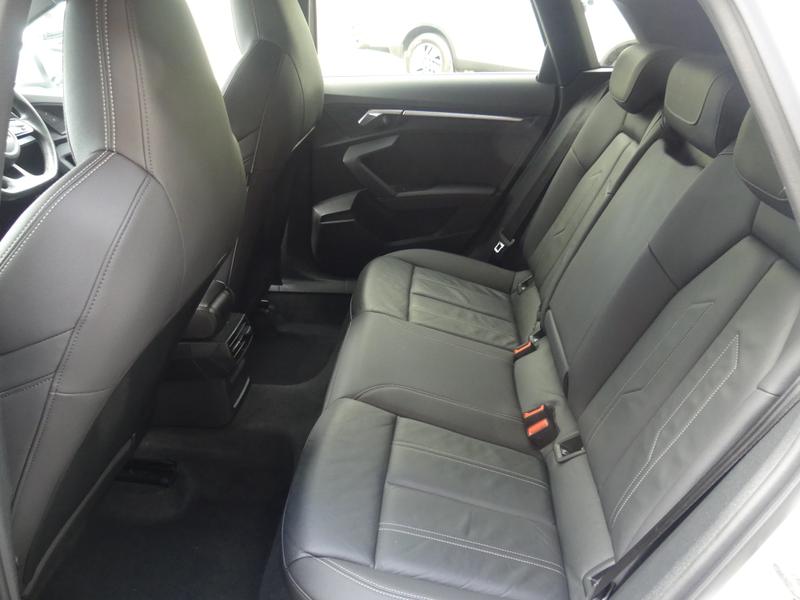 Audi A3 Photo 61673210-67c2-42de-99fb-1bdd4f5dfab0.jpg