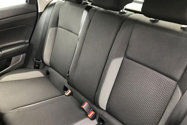 VOLKSWAGEN Polo Photo 11
