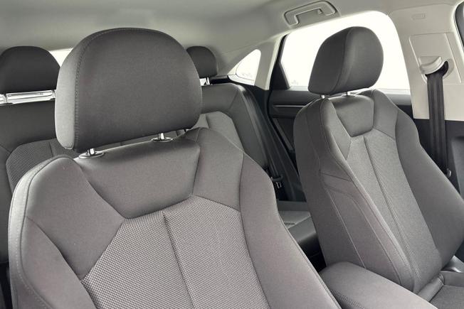 AUDI Q3 Photo 27