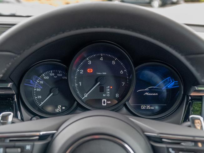 PORSCHE Macan Photo 13