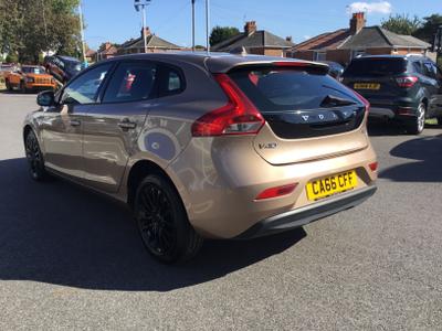 Volvo V40 Photo 7