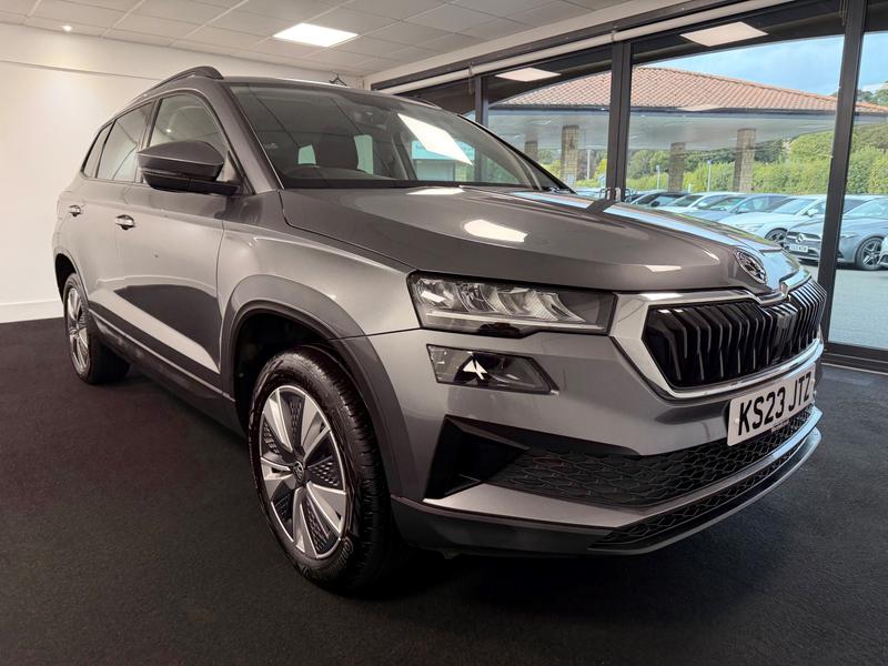 Skoda Karoq Photo 61bd96e4-3220-4dac-9ffb-f6e7ff7745de.jpg