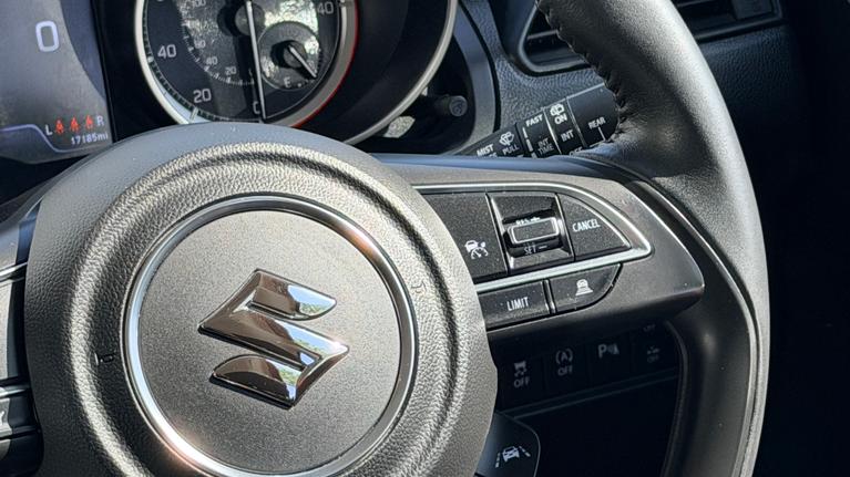 Used Suzuki Swift VE72UHD 11