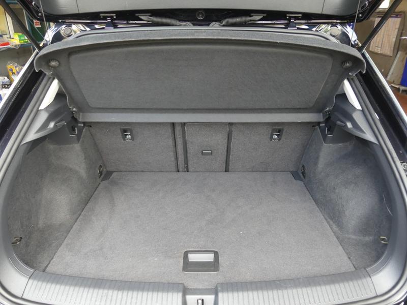 Volkswagen T-Roc Photo 61d4c34d-50c3-4524-b2fd-f264a52edb77.jpg