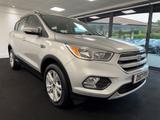 Ford Kuga Photo 2