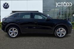 VOLKSWAGEN T-Roc Photo 5