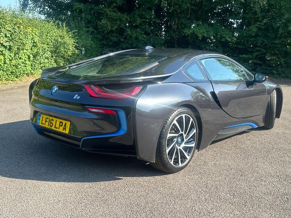Used BMW i8 LF16LPA 10