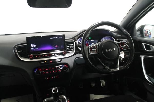 Kia Ceed 1.5 T-GDi GT-Line Hatchback 5dr Petrol Manual Euro 6 (s/s) (158 bhp) Photo 8