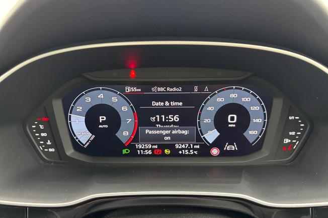 AUDI Q3 Photo 15