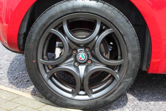 Alfa Romeo MITO Photo 624ed64a-915a-4d1a-96a7-233100b09f10.jpg
