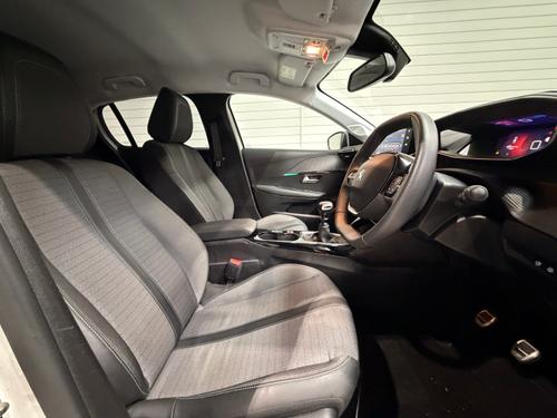 Peugeot 208 Photo 624fdf9b-e7bb-481a-bb8b-284b0dea8b0e.jpeg