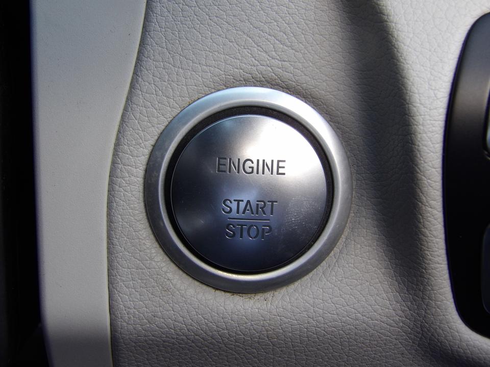 Used Mercedes-Benz C Class LX17ONO 35