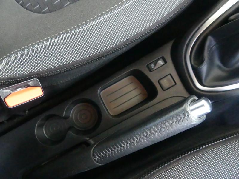 Renault Captur Photo 625648d5-ff24-47ff-9b12-16d935a4bd6f.jpg
