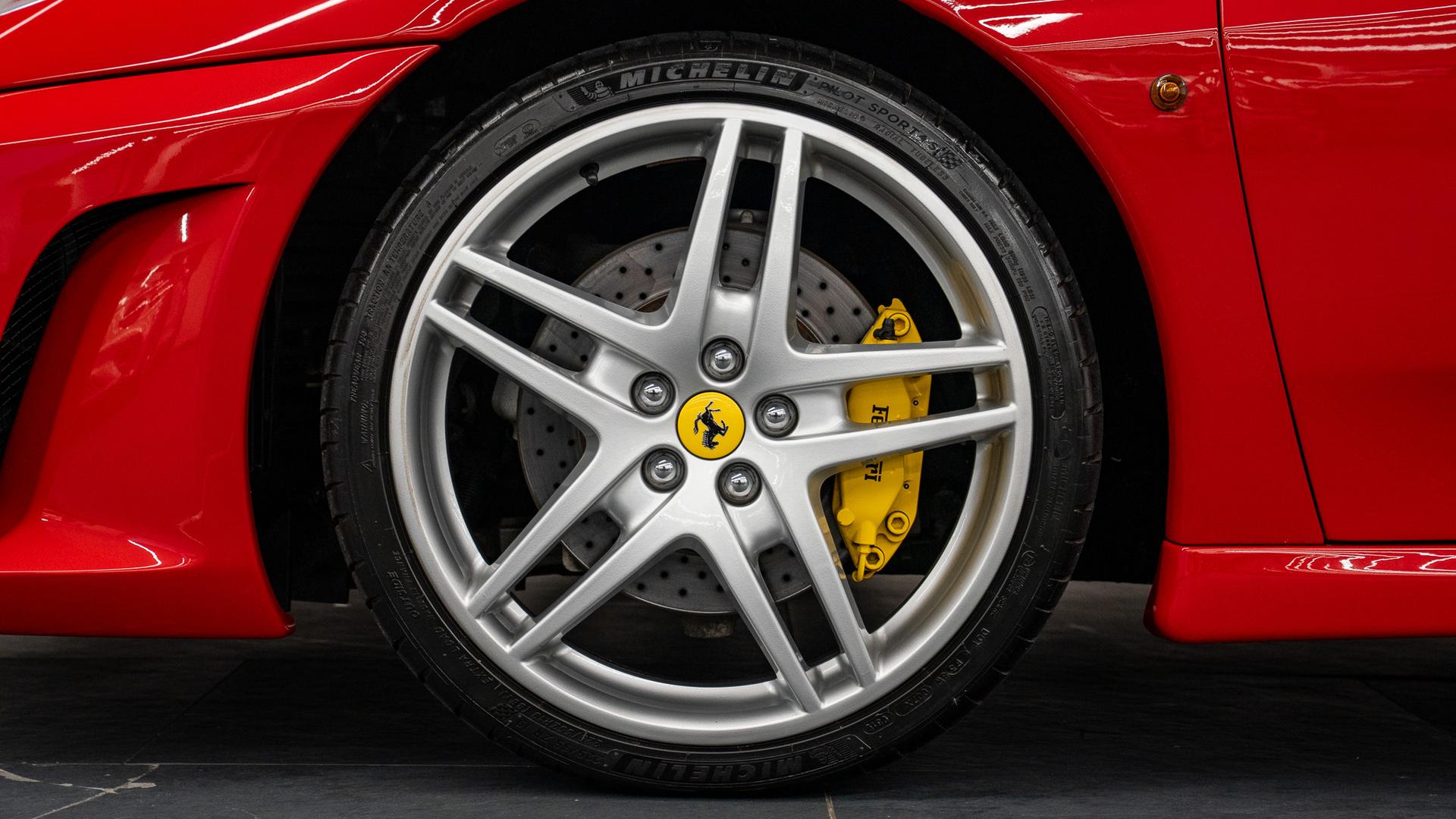 Ferrari F430 Photo 625a4b95-dffa-4672-af55-781b078823d0.jpg