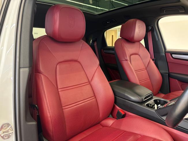 PORSCHE Cayenne Photo 14