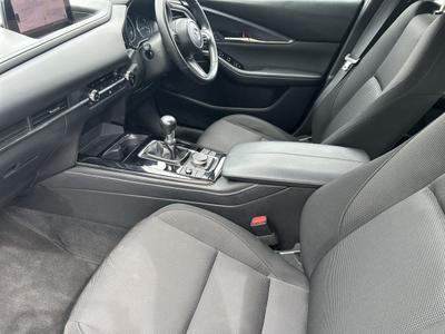 Mazda CX-30 Photo 13