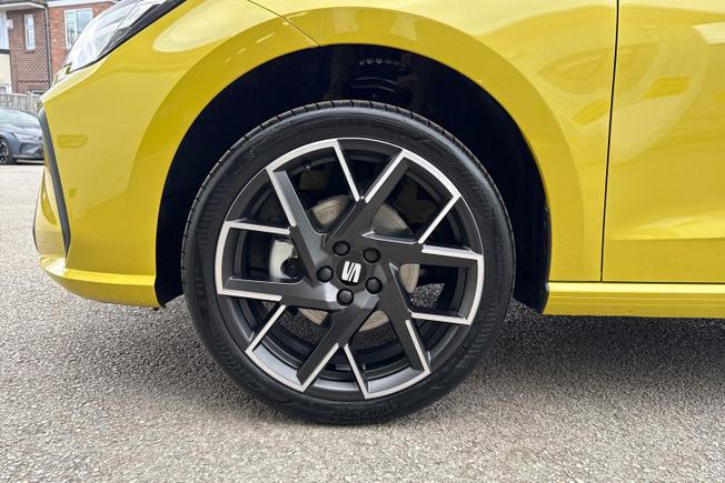 SEAT Ibiza Photo 26