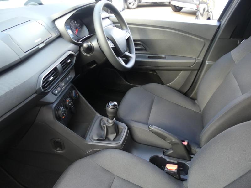 Dacia Jogger Photo 6297519a-ef40-4524-9988-b23867634fc2.jpg