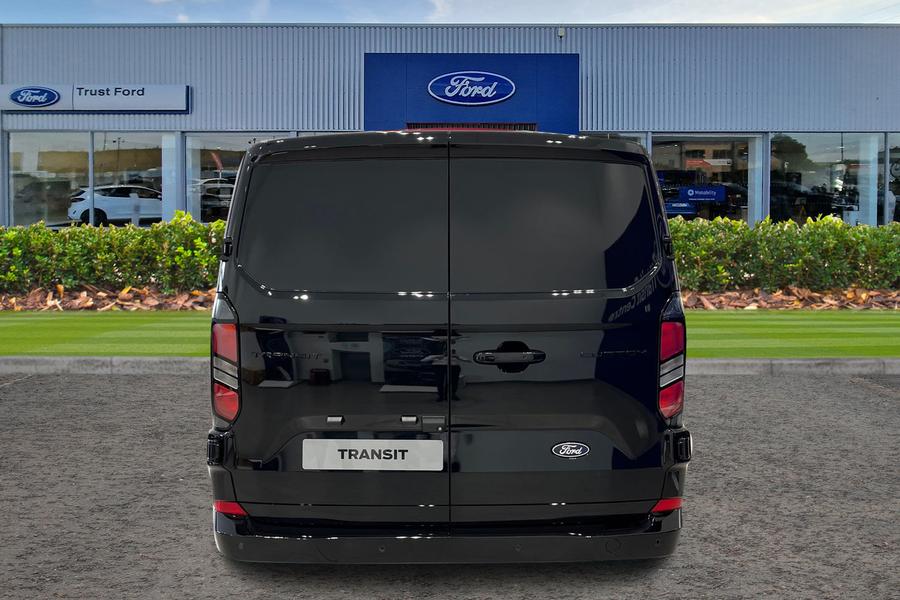 Ford TRANSIT CUSTOM Photo 62a58ff2-1fae-4b7f-8eeb-39a5c8749508.jpg