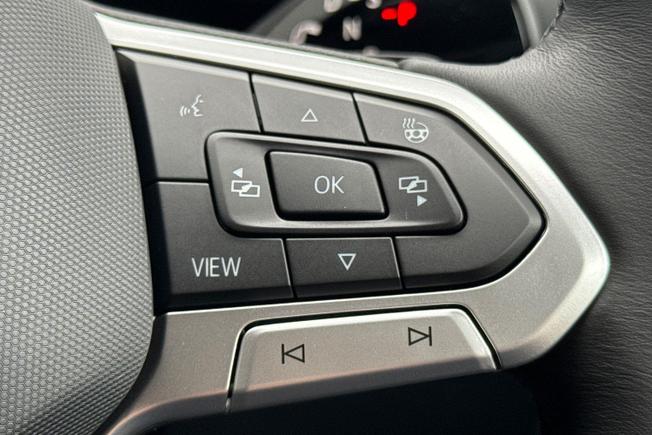 VOLKSWAGEN  Tiguan Photo 17