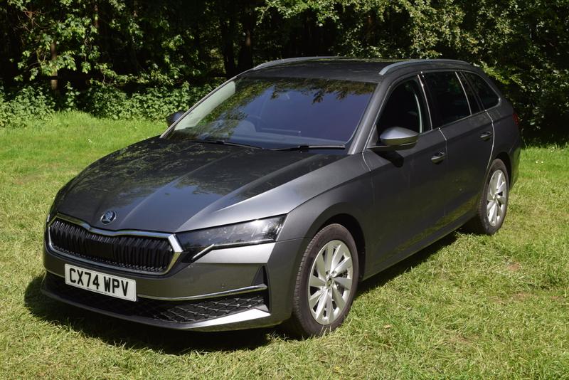 Skoda Octavia Photo 62adba24-4910-4835-8774-e11c302993df.JPG